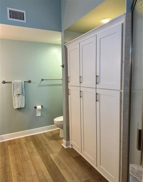 待售: $425,000 (2 贝兹, 2 浴室, 1759 平方英尺)