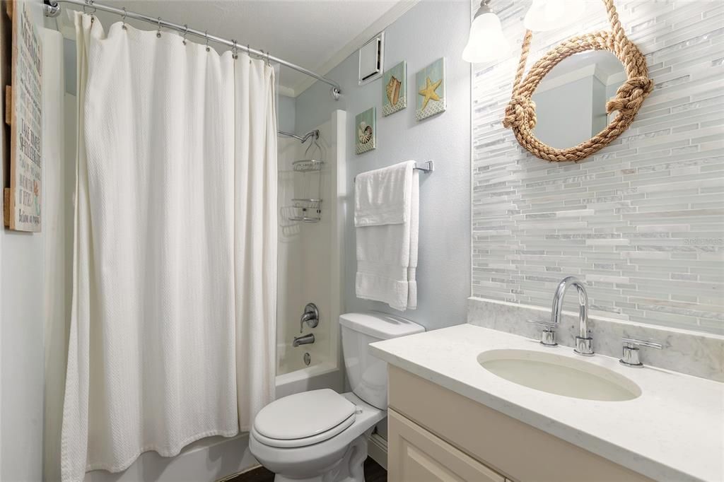 En Venta: $499,000 (2 camas, 2 baños, 888 Pies cuadrados)