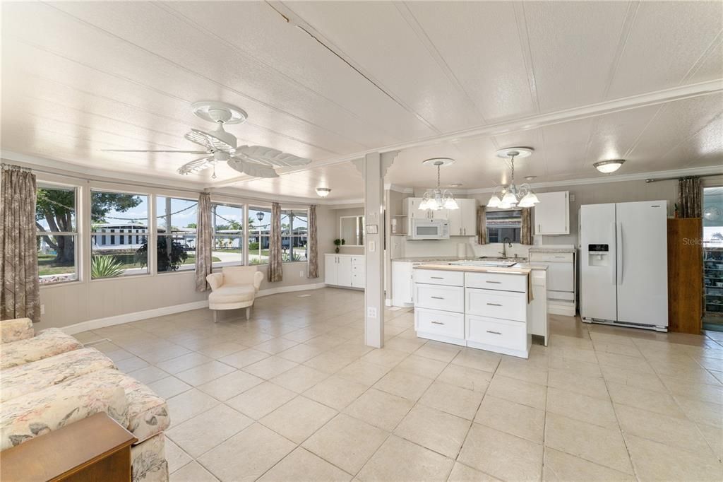 Activo con contrato: $129,000 (2 camas, 2 baños, 1200 Pies cuadrados)