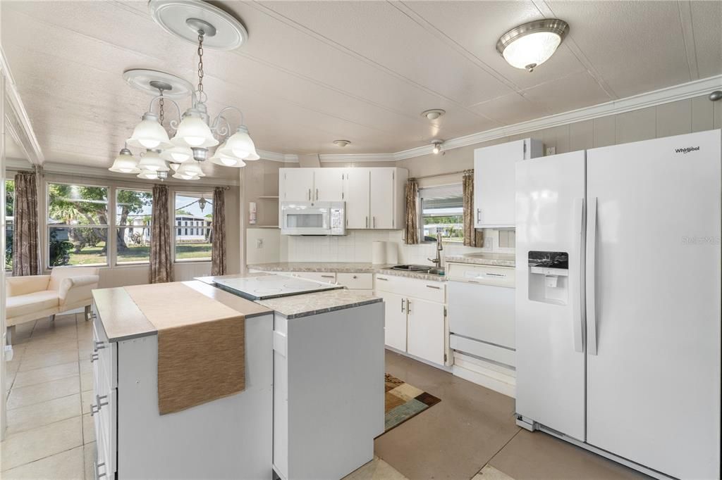 Activo con contrato: $129,000 (2 camas, 2 baños, 1200 Pies cuadrados)