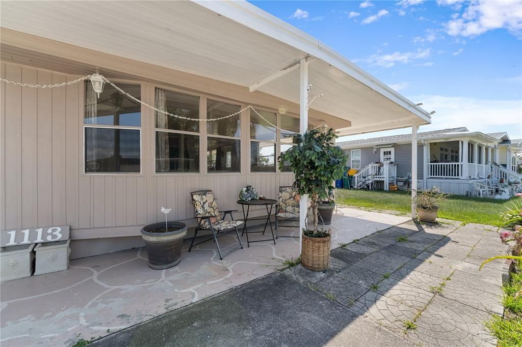 Activo con contrato: $129,000 (2 camas, 2 baños, 1200 Pies cuadrados)