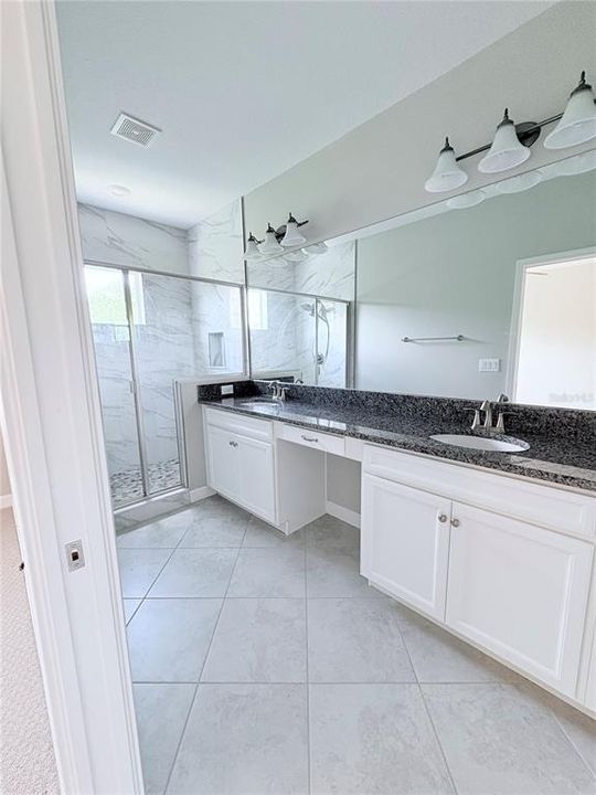 Active With Contract: $384,900 (3 beds, 2 baths, 1816 Square Feet)