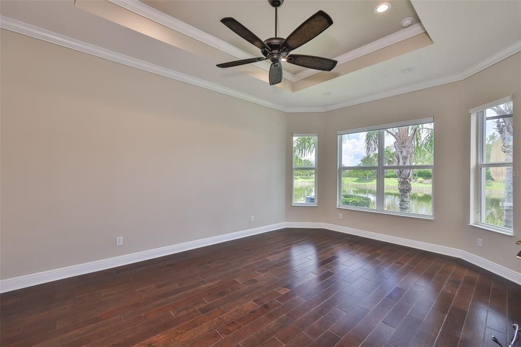 Active With Contract: $489,000 (3 beds, 2 baths, 2327 Square Feet)