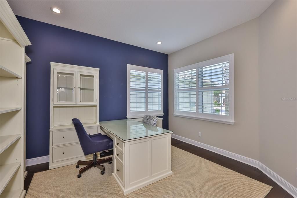 Active With Contract: $489,000 (3 beds, 2 baths, 2327 Square Feet)