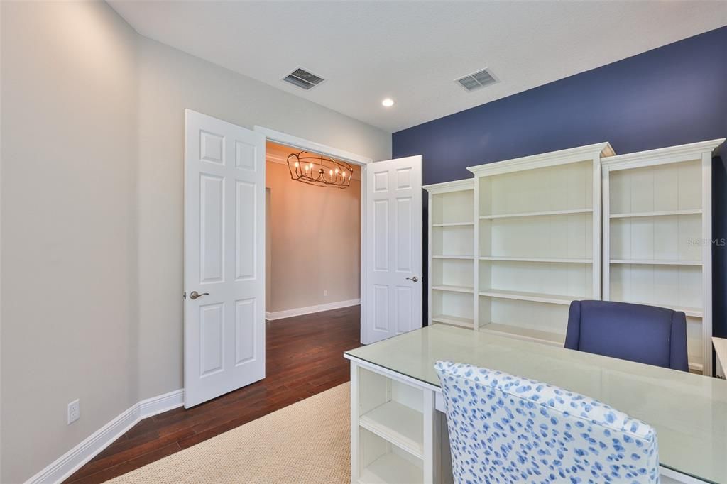 Active With Contract: $489,000 (3 beds, 2 baths, 2327 Square Feet)