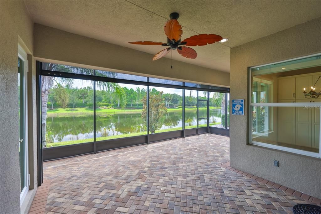 Active With Contract: $489,000 (3 beds, 2 baths, 2327 Square Feet)