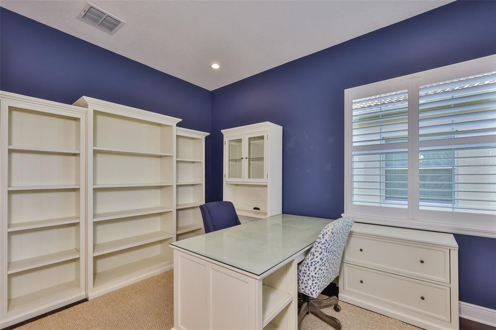 Active With Contract: $489,000 (3 beds, 2 baths, 2327 Square Feet)