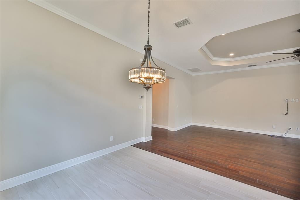 Active With Contract: $489,000 (3 beds, 2 baths, 2327 Square Feet)