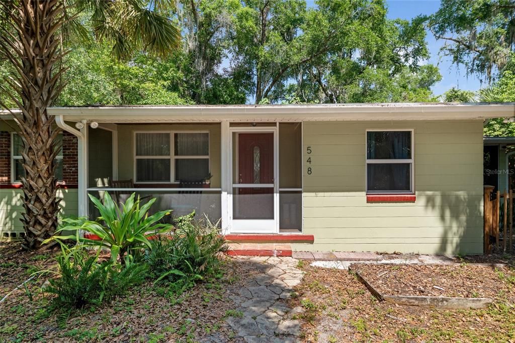Recently Sold: $239,900 (3 beds, 1 baths, 1143 Square Feet)