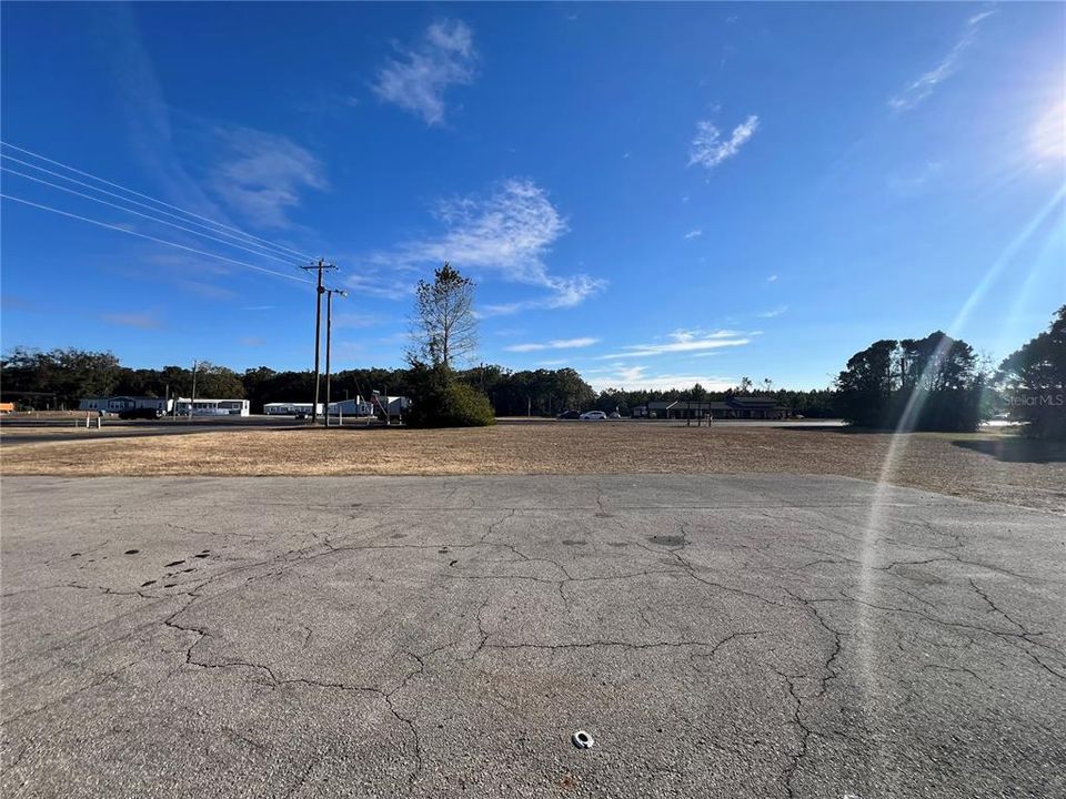 Active With Contract: $950,000 (10.18 acres)