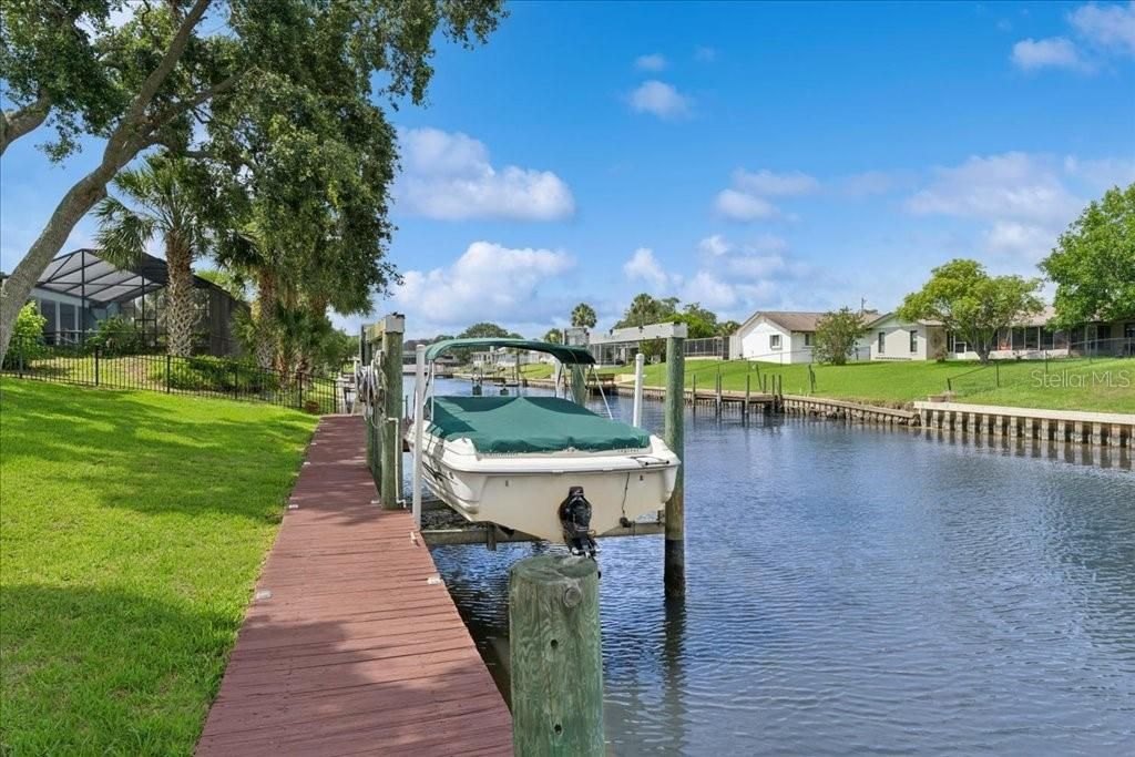 合同活跃: $525,000 (3 贝兹, 2 浴室, 1993 平方英尺)