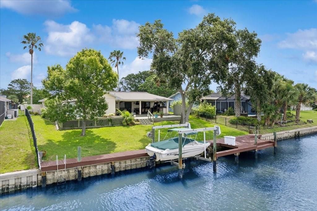 合同活跃: $525,000 (3 贝兹, 2 浴室, 1993 平方英尺)