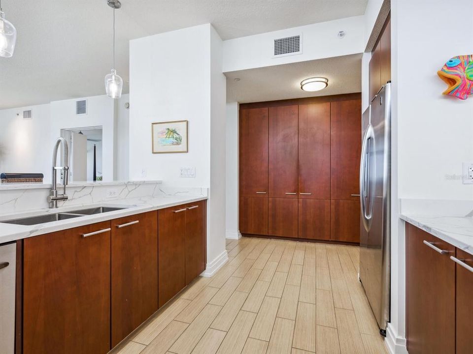 For Sale: $3,000,000 (3 beds, 3 baths, 2143 Square Feet)