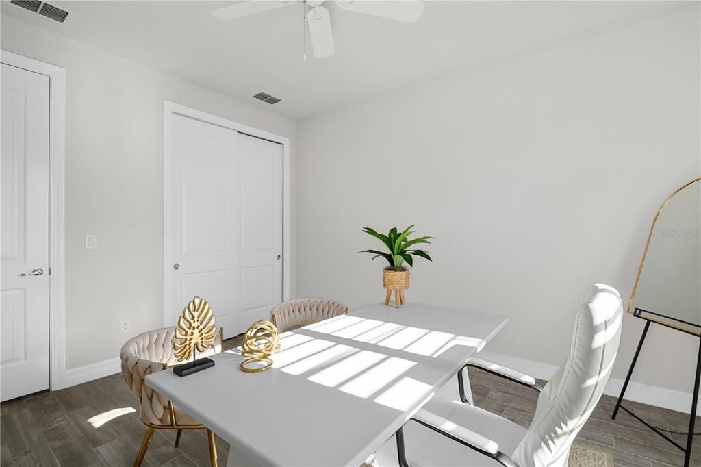 En Venta: $563,500 (3 camas, 2 baños, 2062 Pies cuadrados)