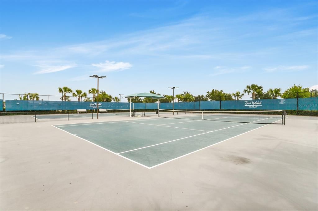 En Venta: $563,500 (3 camas, 2 baños, 2062 Pies cuadrados)