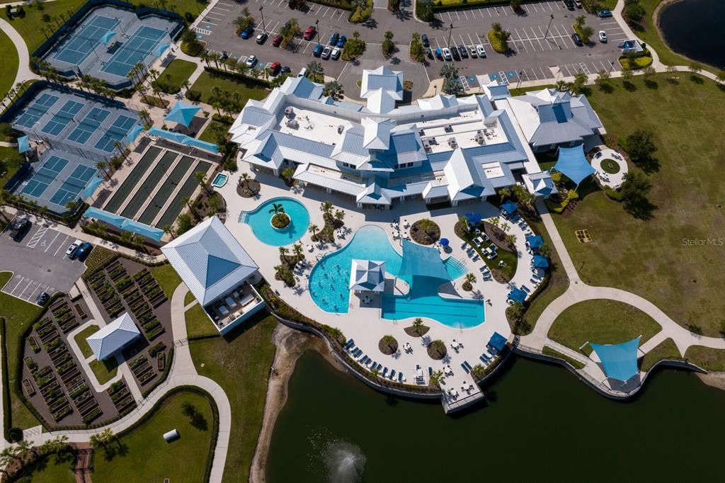 En Venta: $563,500 (3 camas, 2 baños, 2062 Pies cuadrados)