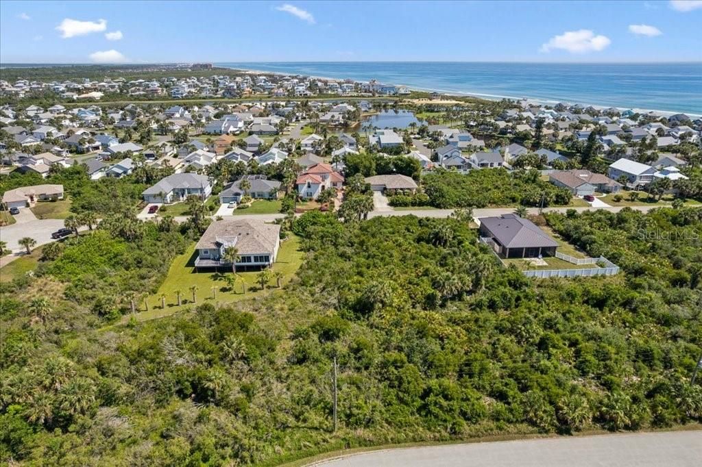 待售: $198,500 (0.23 acres)