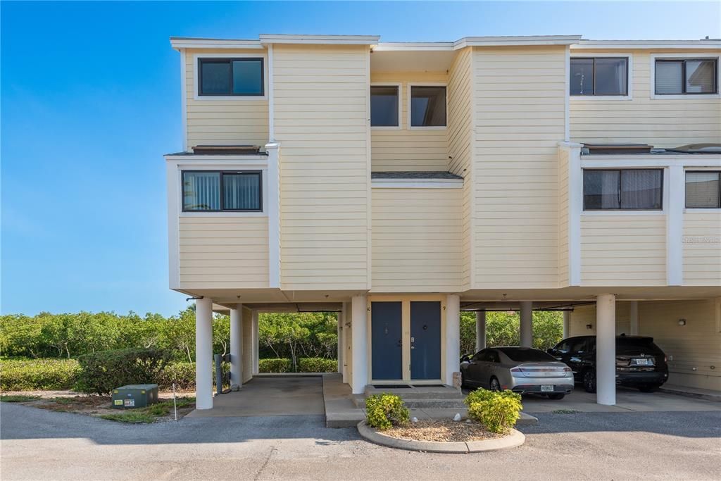 待售: $264,900 (2 贝兹, 1 浴室, 1220 平方英尺)