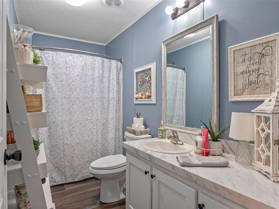 En Venta: $565,000 (3 camas, 2 baños, 1980 Pies cuadrados)