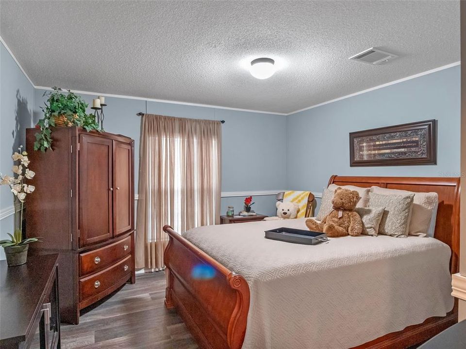 En Venta: $565,000 (3 camas, 2 baños, 1980 Pies cuadrados)