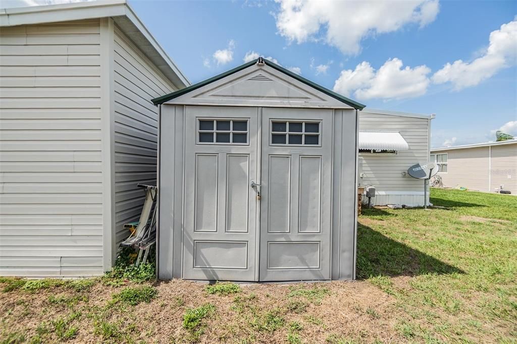 Под контрактом: $185,000 (2 спален, 2 ванн, 1328 Квадратных фут)