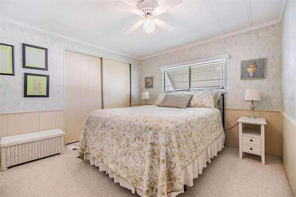 Под контрактом: $185,000 (2 спален, 2 ванн, 1328 Квадратных фут)