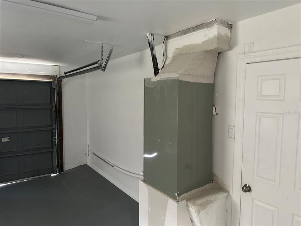 For Rent: $1,399 (4 beds, 3 baths, 1364 Square Feet)