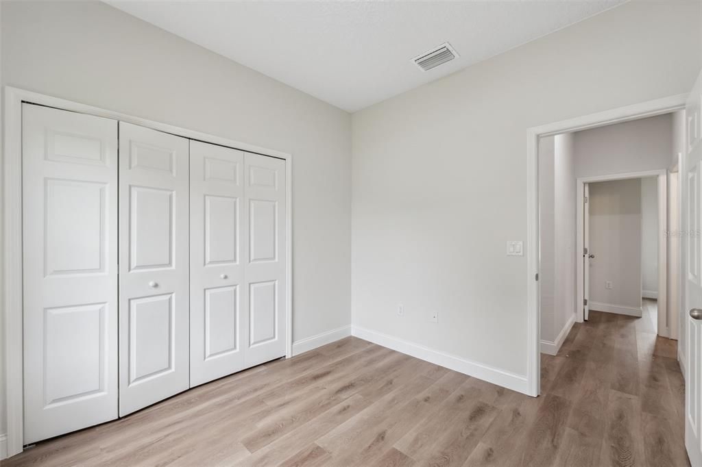 Activo con contrato: $262,000 (4 camas, 2 baños, 1503 Pies cuadrados)