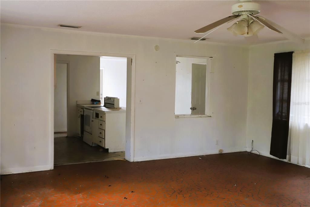 For Sale: $185,000 (3 beds, 2 baths, 1706 Square Feet)