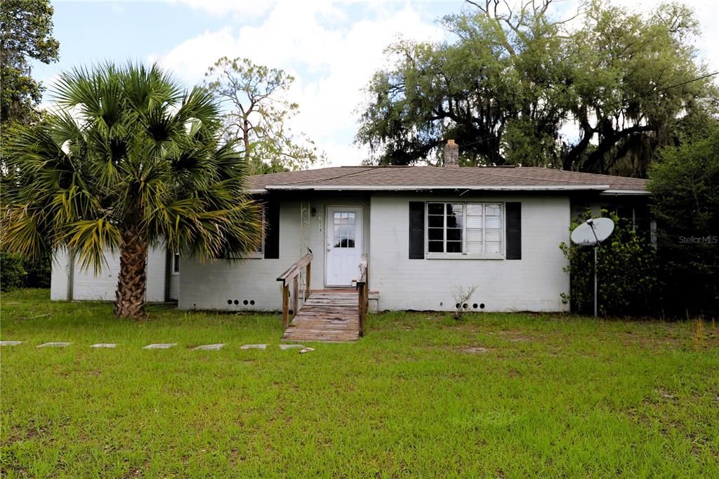 For Sale: $185,000 (3 beds, 2 baths, 1706 Square Feet)