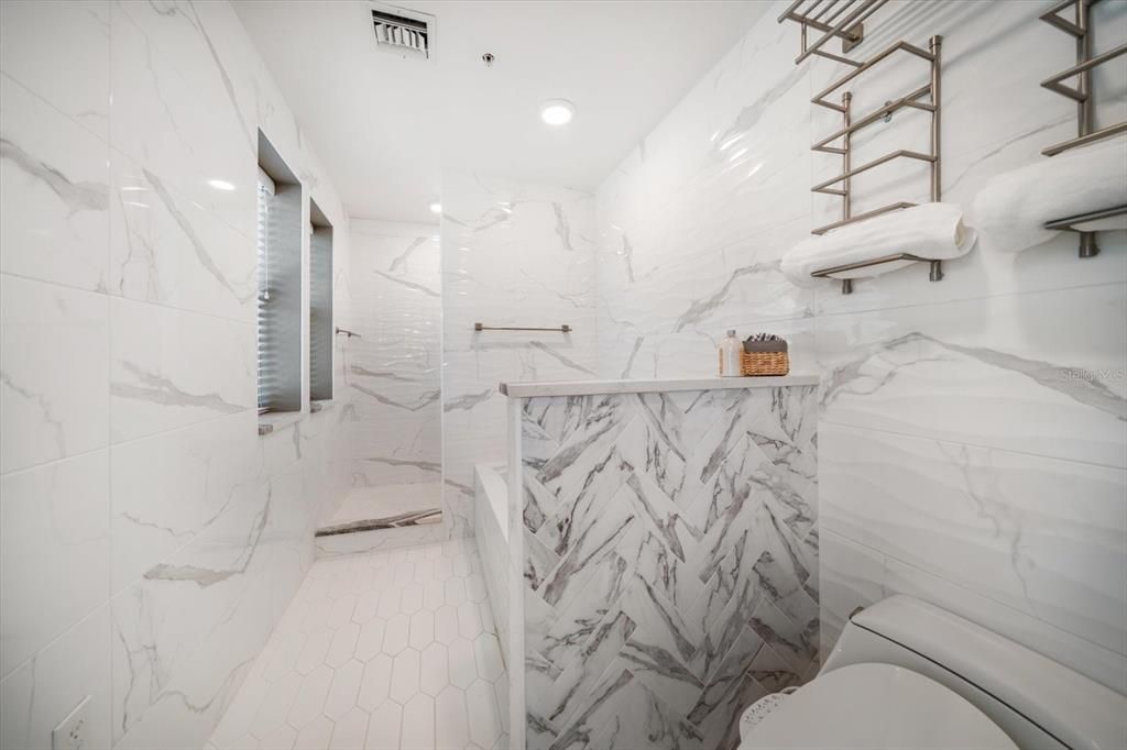 En Venta: $1,199,999 (2 camas, 2 baños, 2367 Pies cuadrados)