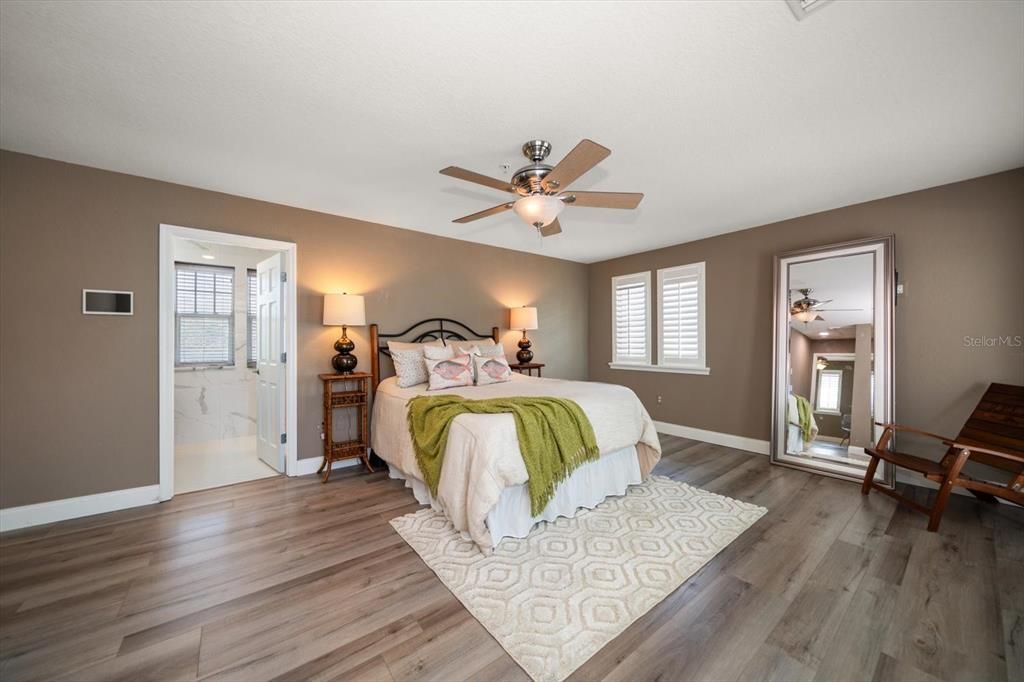 En Venta: $1,199,999 (2 camas, 2 baños, 2367 Pies cuadrados)