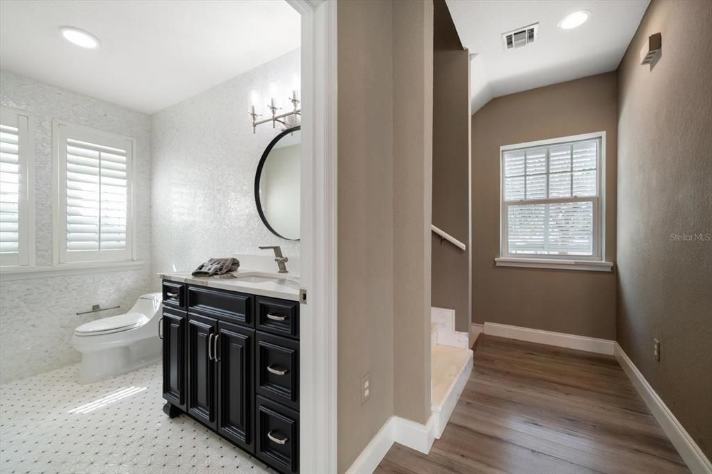 En Venta: $1,199,999 (2 camas, 2 baños, 2367 Pies cuadrados)