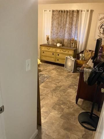 合同活跃: $236,999 (0 贝兹, 0 浴室, 1716 平方英尺)