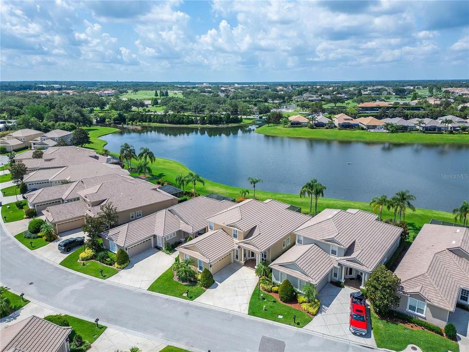 For Sale: $629,000 (4 beds, 2 baths, 2633 Square Feet)