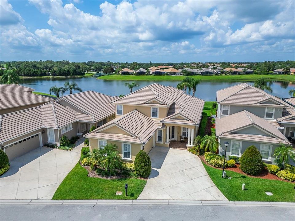 For Sale: $629,000 (4 beds, 2 baths, 2633 Square Feet)