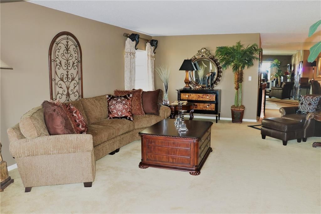 На продажу: $450,000 (2 спален, 2 ванн, 1565 Квадратных фут)