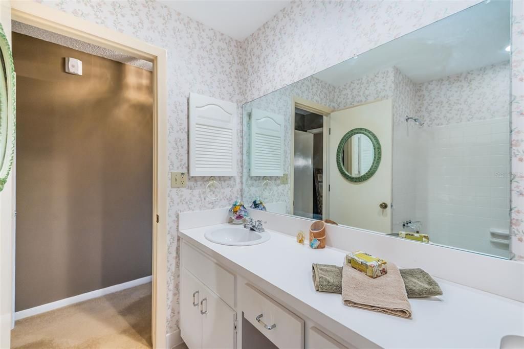 На продажу: $450,000 (2 спален, 2 ванн, 1565 Квадратных фут)