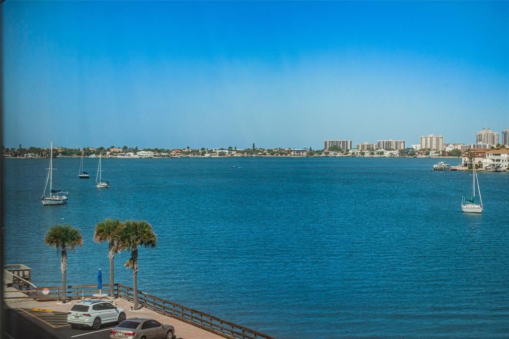 На продажу: $450,000 (2 спален, 2 ванн, 1565 Квадратных фут)