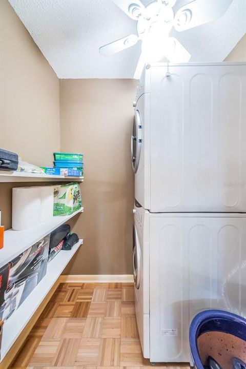 На продажу: $450,000 (2 спален, 2 ванн, 1565 Квадратных фут)