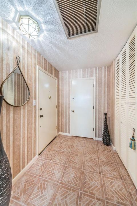 На продажу: $450,000 (2 спален, 2 ванн, 1565 Квадратных фут)