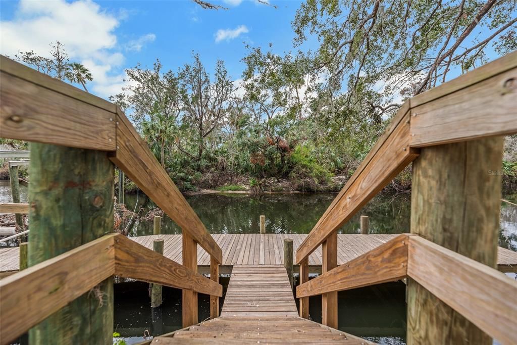 待售: $1,990,000 (6 贝兹, 6 浴室, 8173 平方英尺)