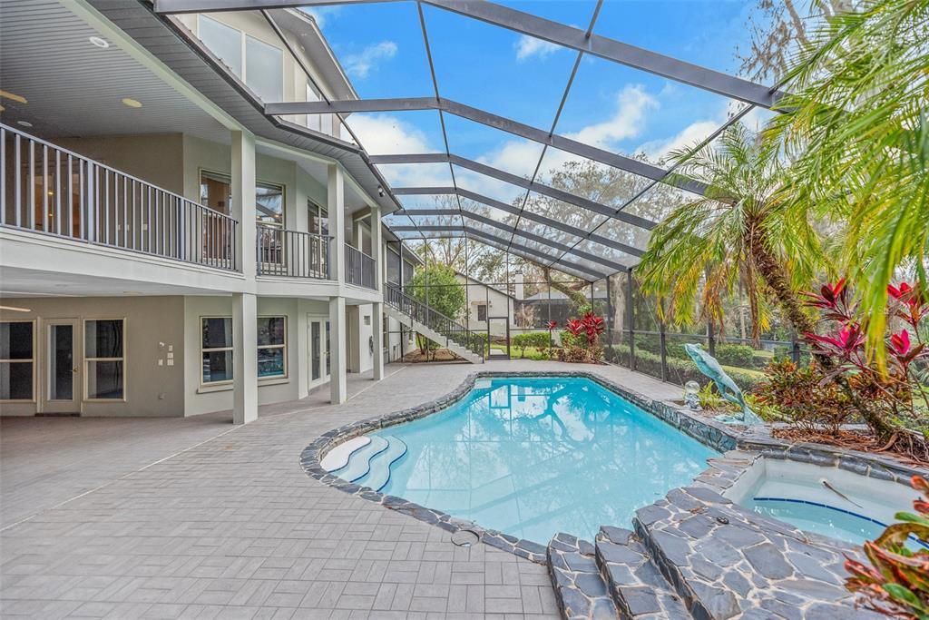 待售: $1,990,000 (6 贝兹, 6 浴室, 8173 平方英尺)