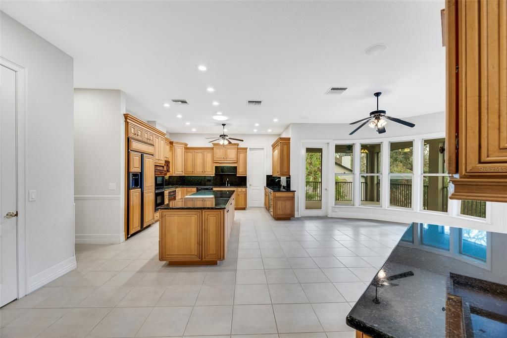 待售: $1,990,000 (6 贝兹, 6 浴室, 8173 平方英尺)