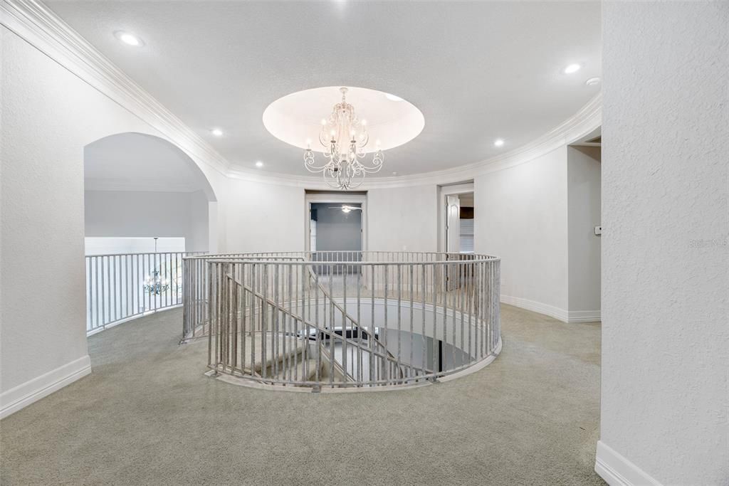 待售: $1,990,000 (6 贝兹, 6 浴室, 8173 平方英尺)