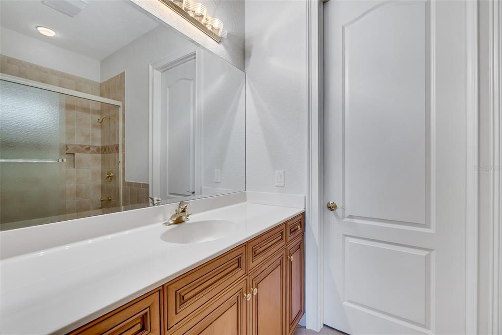 待售: $1,990,000 (6 贝兹, 6 浴室, 8173 平方英尺)