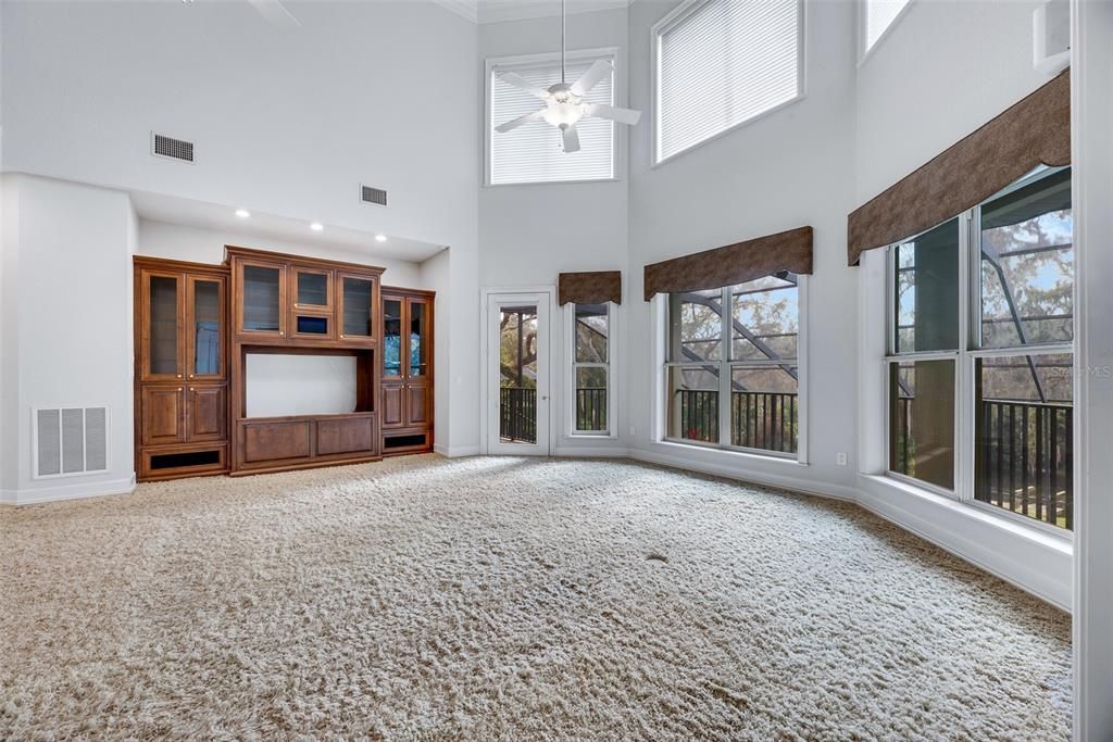 待售: $1,990,000 (6 贝兹, 6 浴室, 8173 平方英尺)