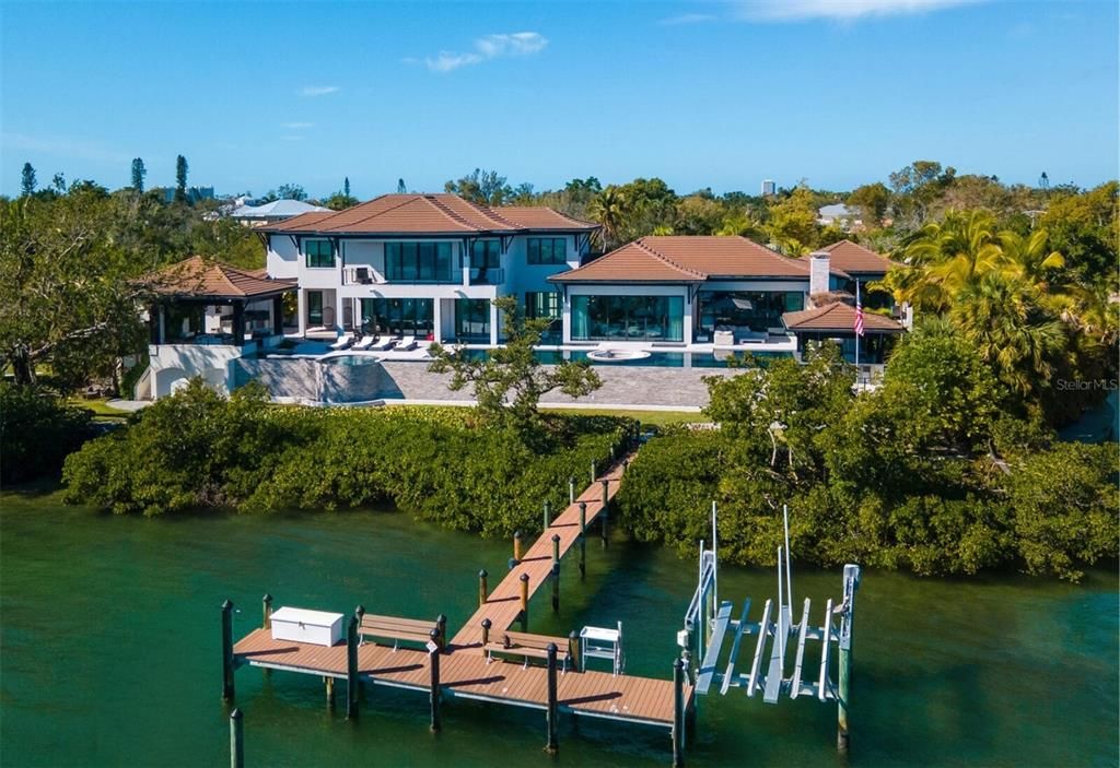 For Sale: $18,500,000 (4 beds, 4 baths, 8138 Square Feet)