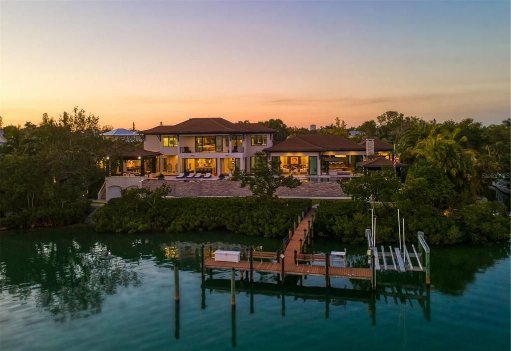 For Sale: $18,500,000 (4 beds, 4 baths, 8138 Square Feet)