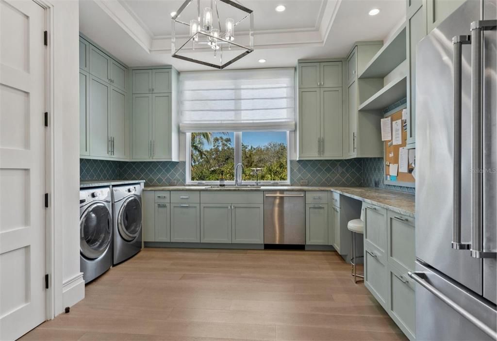 For Sale: $18,500,000 (4 beds, 4 baths, 8138 Square Feet)